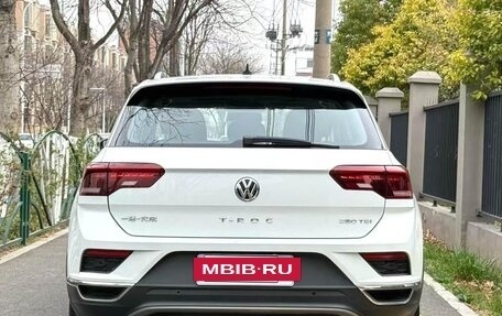 Volkswagen T-Roc I, 2021 год, 1 320 000 рублей, 6 фотография