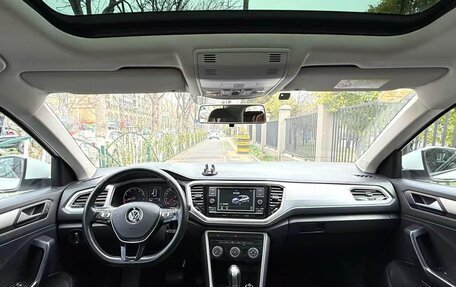 Volkswagen T-Roc I, 2021 год, 1 320 000 рублей, 7 фотография
