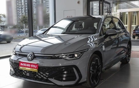 Volkswagen Golf VIII, 2024 год, 3 250 000 рублей, 1 фотография