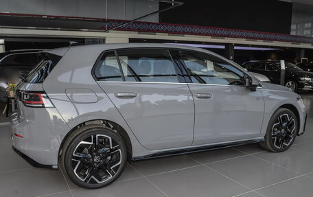Volkswagen Golf VIII, 2024 год, 3 250 000 рублей, 8 фотография