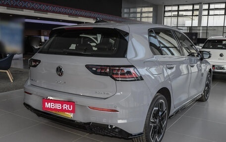 Volkswagen Golf VIII, 2024 год, 3 250 000 рублей, 7 фотография