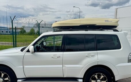 Mitsubishi Pajero IV, 2013 год, 2 550 000 рублей, 5 фотография