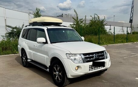 Mitsubishi Pajero IV, 2013 год, 2 550 000 рублей, 4 фотография
