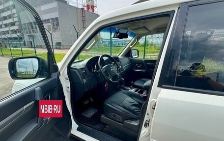 Mitsubishi Pajero IV, 2013 год, 2 550 000 рублей, 10 фотография
