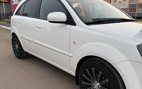 KIA Rio II, 2011 год, 650 000 рублей, 2 фотография
