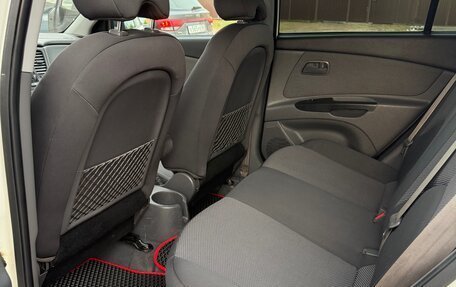 KIA Rio II, 2011 год, 650 000 рублей, 10 фотография