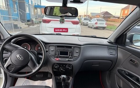 KIA Rio II, 2011 год, 650 000 рублей, 9 фотография