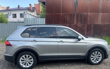 Volkswagen Tiguan II, 2017 год, 2 700 000 рублей, 6 фотография