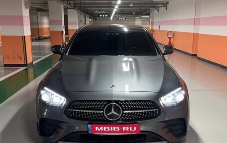 Mercedes-Benz E-Класс, 2022 год, 4 690 000 рублей, 3 фотография