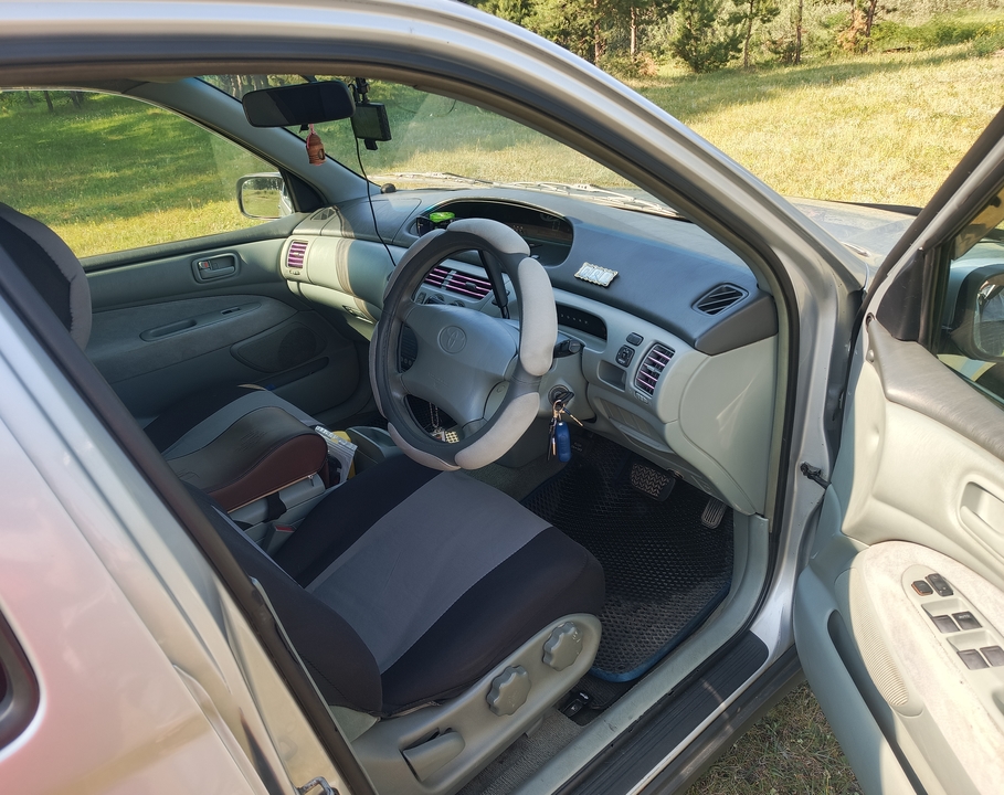 Toyota Vista V50, 1998 год, 470 000 рублей, 2 фотография