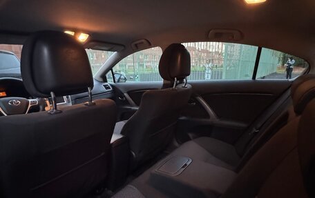 Toyota Avensis III рестайлинг, 2011 год, 1 090 000 рублей, 9 фотография