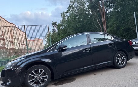 Toyota Avensis III рестайлинг, 2011 год, 1 090 000 рублей, 3 фотография