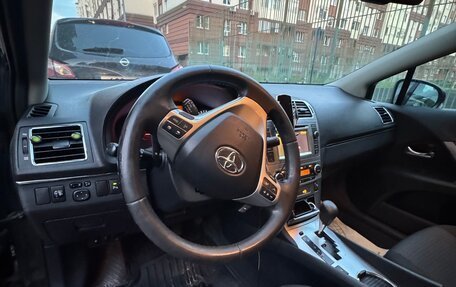 Toyota Avensis III рестайлинг, 2011 год, 1 090 000 рублей, 12 фотография