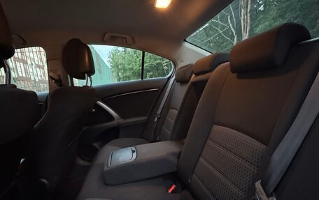 Toyota Avensis III рестайлинг, 2011 год, 1 090 000 рублей, 10 фотография