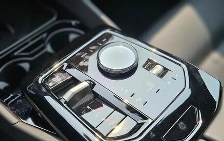 BMW 5 серия, 2025 год, 10 390 000 рублей, 26 фотография