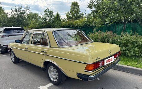 Mercedes-Benz W123, 1985 год, 1 470 000 рублей, 2 фотография