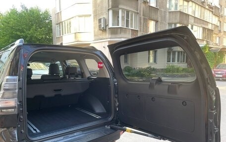 Toyota Land Cruiser Prado 150 рестайлинг 2, 2017 год, 4 800 000 рублей, 5 фотография