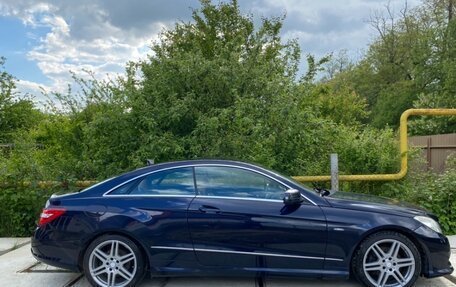 Mercedes-Benz E-Класс, 2011 год, 1 490 000 рублей, 4 фотография