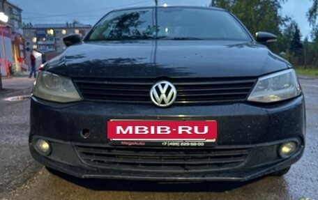 Volkswagen Jetta VI, 2012 год, 700 000 рублей, 4 фотография