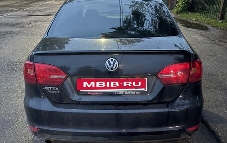 Volkswagen Jetta VI, 2012 год, 700 000 рублей, 2 фотография