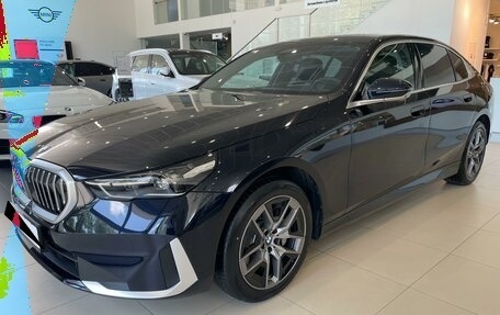 BMW 5 серия, 2024 год, 7 779 000 рублей, 2 фотография