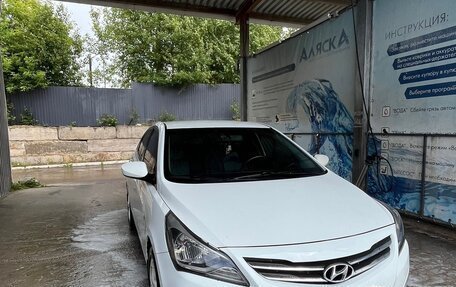 Hyundai Solaris II рестайлинг, 2014 год, 700 000 рублей, 7 фотография