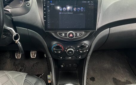 Hyundai Solaris II рестайлинг, 2014 год, 700 000 рублей, 9 фотография