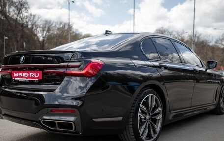 BMW 7 серия, 2021 год, 10 000 000 рублей, 6 фотография
