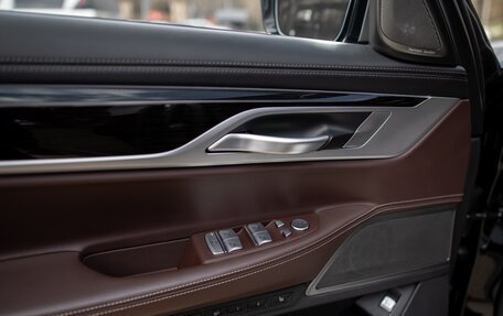 BMW 7 серия, 2021 год, 10 000 000 рублей, 14 фотография