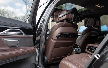 BMW 7 серия, 2021 год, 10 000 000 рублей, 29 фотография
