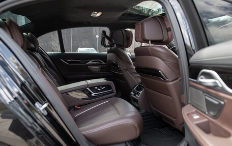 BMW 7 серия, 2021 год, 10 000 000 рублей, 36 фотография