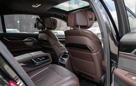 BMW 7 серия, 2021 год, 10 000 000 рублей, 35 фотография