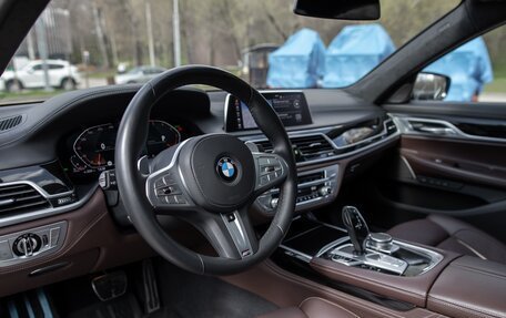 BMW 7 серия, 2021 год, 10 000 000 рублей, 39 фотография
