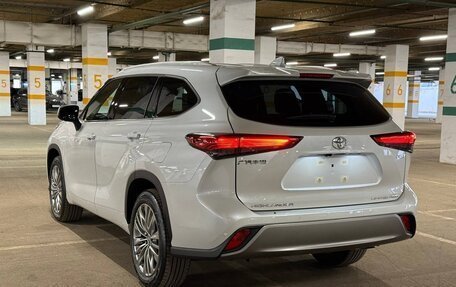 Toyota Highlander, 2025 год, 5 200 000 рублей, 7 фотография