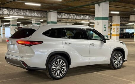 Toyota Highlander, 2025 год, 5 200 000 рублей, 9 фотография