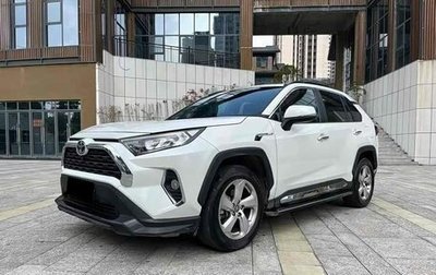 Toyota RAV4, 2021 год, 2 400 500 рублей, 1 фотография
