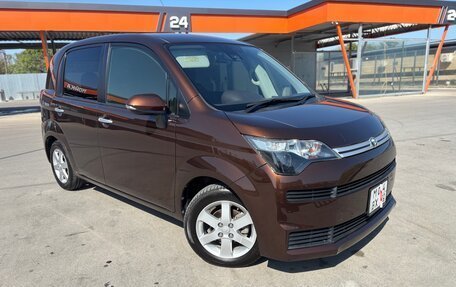 Toyota Spade, 2016 год, 1 050 000 рублей, 7 фотография