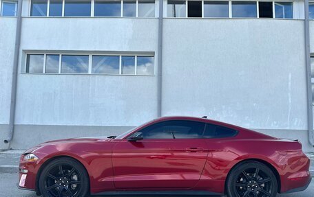 Ford Mustang VI рестайлинг, 2020 год, 3 250 000 рублей, 2 фотография