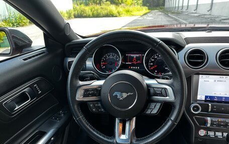 Ford Mustang VI рестайлинг, 2020 год, 3 250 000 рублей, 8 фотография
