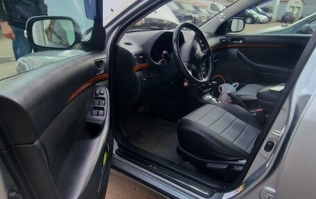 Toyota Avensis III рестайлинг, 2008 год, 1 090 000 рублей, 8 фотография