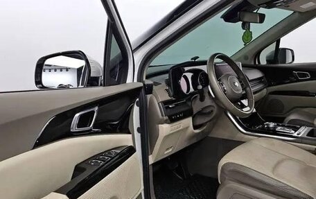 KIA Carnival, 2021 год, 2 620 000 рублей, 10 фотография