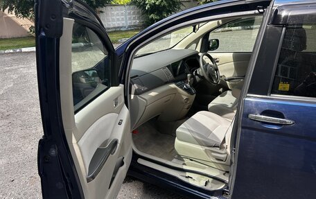 Toyota ISis I, 2009 год, 1 550 000 рублей, 8 фотография