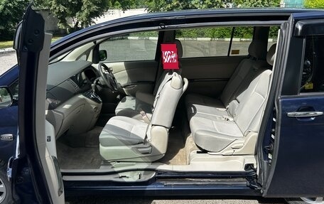 Toyota ISis I, 2009 год, 1 550 000 рублей, 9 фотография