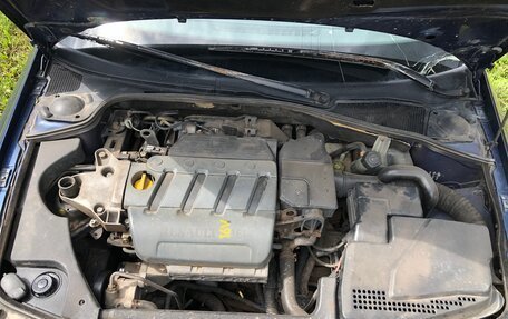 Renault Laguna II, 2004 год, 380 000 рублей, 6 фотография