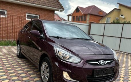 Hyundai Solaris II рестайлинг, 2012 год, 735 000 рублей, 8 фотография