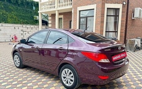 Hyundai Solaris II рестайлинг, 2012 год, 735 000 рублей, 12 фотография