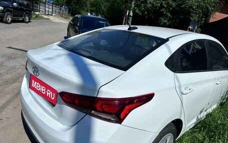 Hyundai Solaris II рестайлинг, 2018 год, 780 000 рублей, 1 фотография