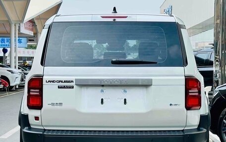 Toyota Land Cruiser Prado, 2025 год, 8 950 000 рублей, 4 фотография