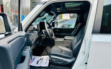 Toyota Land Cruiser Prado, 2025 год, 8 950 000 рублей, 12 фотография