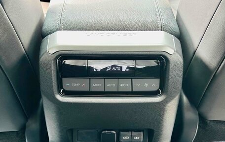 Toyota Land Cruiser Prado, 2025 год, 8 950 000 рублей, 11 фотография